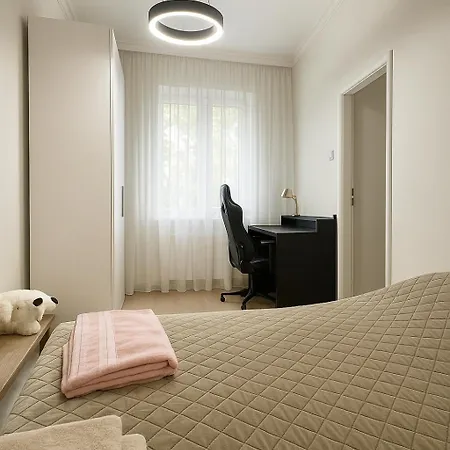 Apartamento Spacious 2br Retreat For Families & Friends Near Center